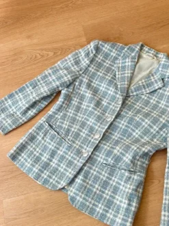 Light blue fitted blazer • preppy & classy vintage