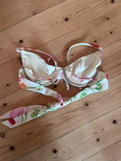 Lilja the Label bikini top