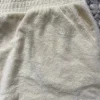 ljusgult frotte sett från Gina