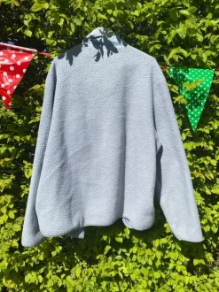 Lækker varm bluse