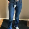 Low bootcut jeans