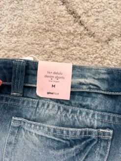 Low rise Gina tricot shorts
