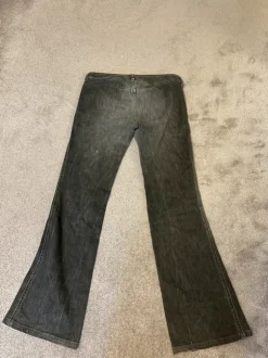 Low waist jeans