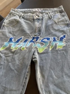 Lyse jeans med tryk