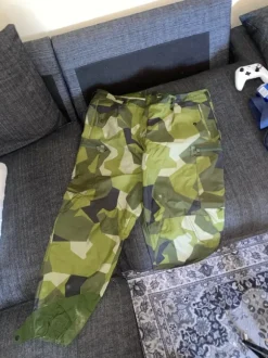 M90 byxorna svenska äkta. För vikt 105kg