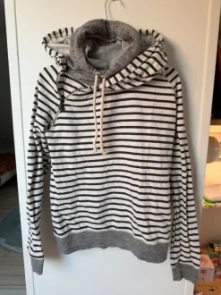 Maison Scotch hoodie