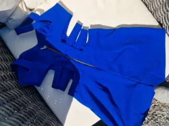 Marinblå body i xs