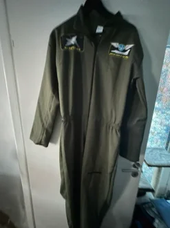 Men’s flight suit costume