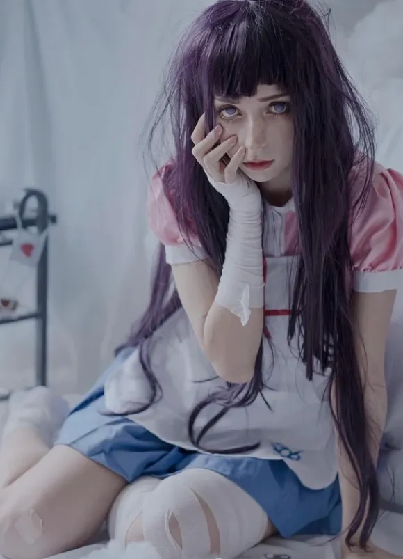 mikan tsumiki cosplay