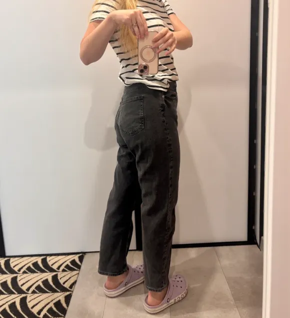 Mom Slim Fit High Waist Ankle Jeans