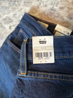 Mörkblå Levis 502 Taper 33/36