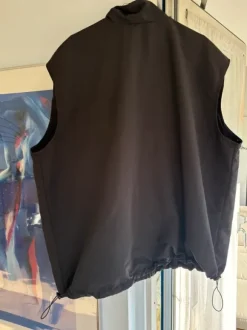 Mørkegrå vest
