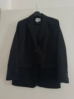 NA-KD blazer