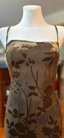 NA-KD floral print długa seksowna sukienka na ramiączkach hit viral vintage oldmoney