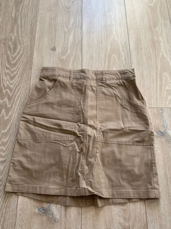Nedeldel med store lommer