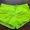 Neonowe spodenki, Pull & Bear