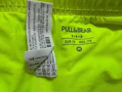 Neonowe spodenki, Pull & Bear