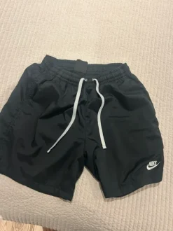 Nike shorts str. M – sor
