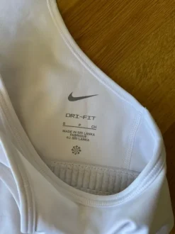 Nike sports bh