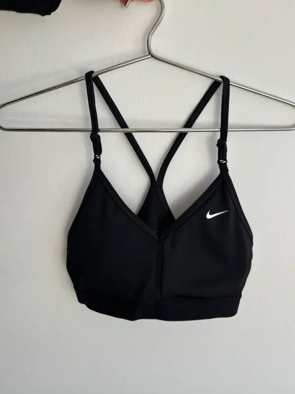 Nike sports-bh