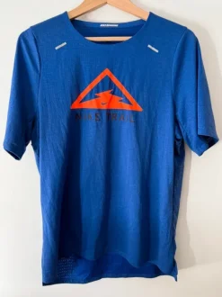Nike trail tshirt