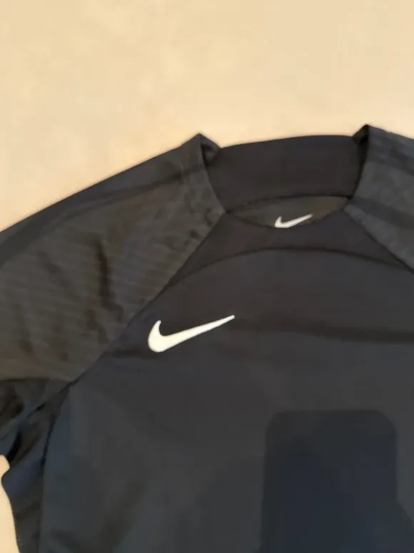 Nike trænings tshirt dame pige xs