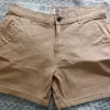 Nowe klasyczne bawełniane szorty damskie Lee Cooper M 38
