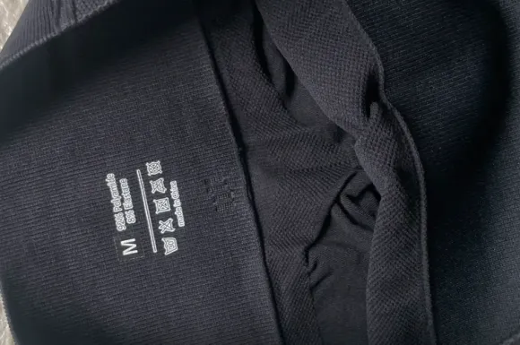 Nowe leginsy czarne modelujące pośladki efekt push-up bezszwowe Rozmiar M