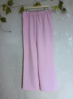 Nowy stylowy elegancki różowy komplet damski 40 L