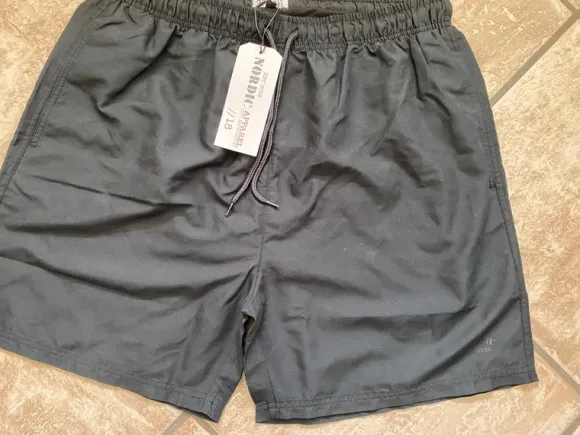 Ny shorts / badeshorts