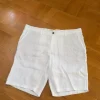 Nya vita linneshorts