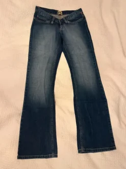 Nye smarte jeans fra Y.O.U