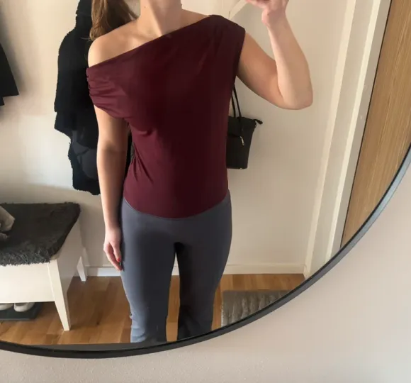 Off shoulder topp