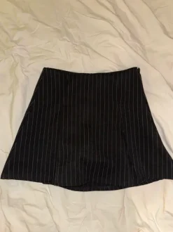 office siren skirt with shorts