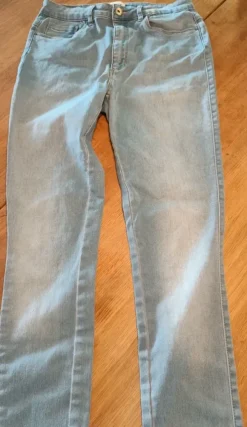 Only blush jeans