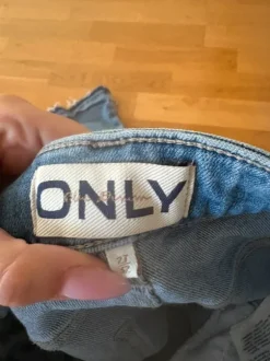 Only lowwaist jeans!