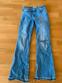 Only lowwaist jeans!
