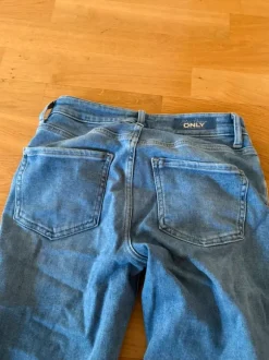 Only lowwaist jeans!