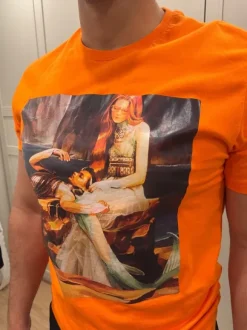 Orange T-shirt storlek L