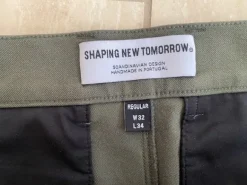 Original Shaping New Tomorrow buks, str. W32 og L34