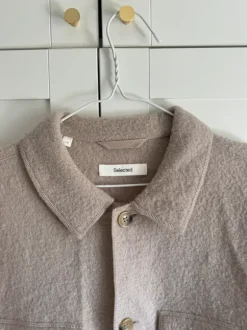Overgangsjakke eller trøje