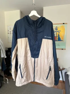 Packable jacka