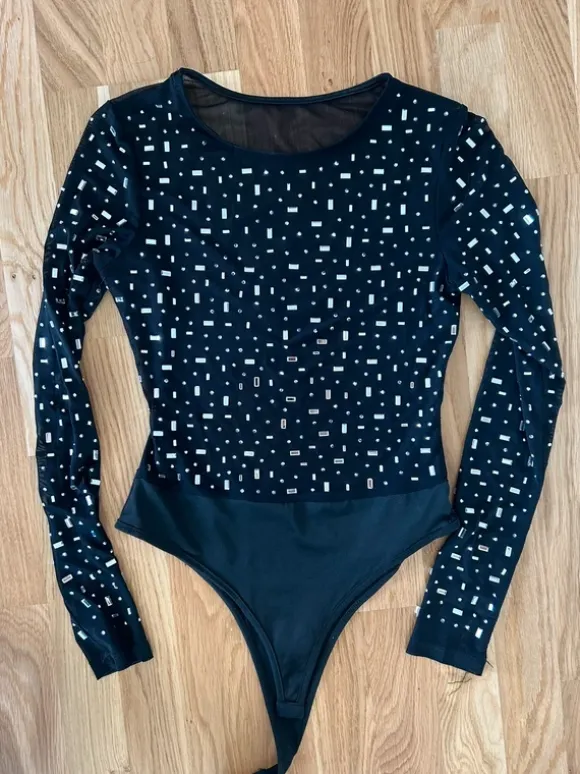 Paillette Body
