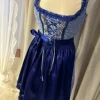 Piękna sukienka typu dirndl w klasycznym, bawarskim stylu 💙