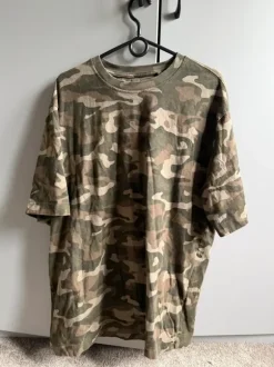 Piękny T-shirt Moro