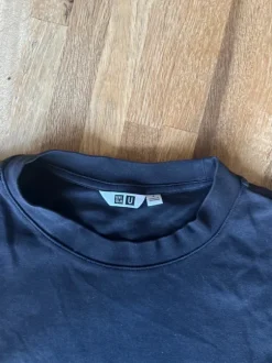 Plain black t-shirt