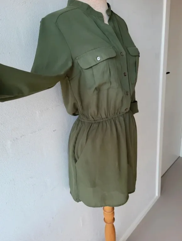 Plplaysuit / buksedragt - H&M - str 34 - som NY