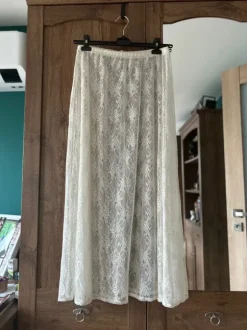 Przepiękna, rustykalna, koronkowa siateczkowa spódnica w kwiaty, długa maxi, na gumce