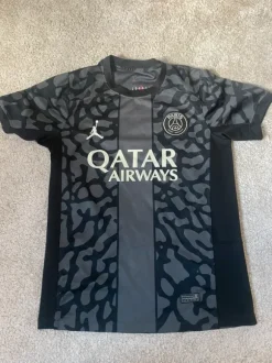 Psg fotbollströja