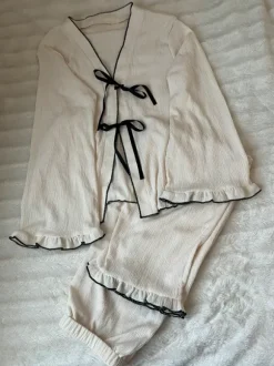 Pyjamas set